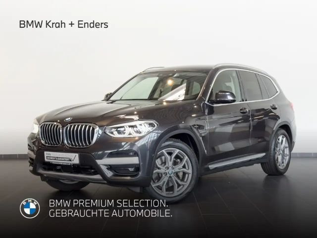 BMW X3 xDrive30e