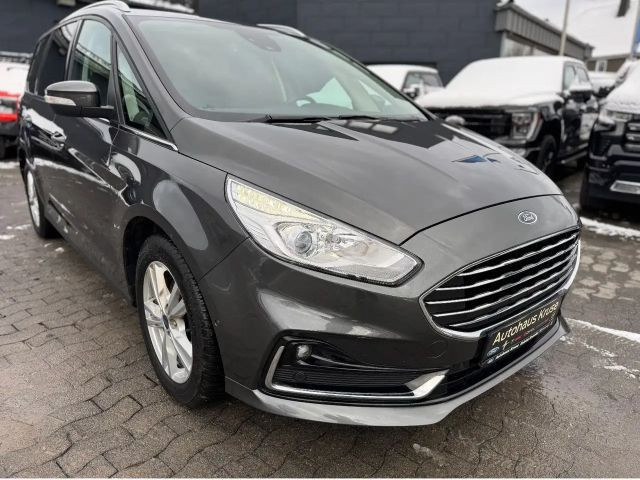 Ford Galaxy Titanium