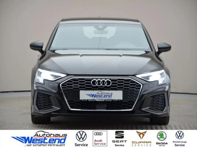 Audi A3 Sportback Sedan Quattro S-Line 40 TDI