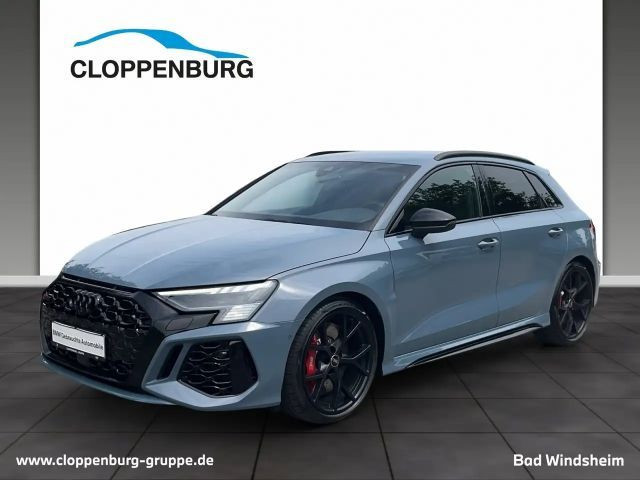 Audi RS3 Sportback Sedan Quattro S-Tronic