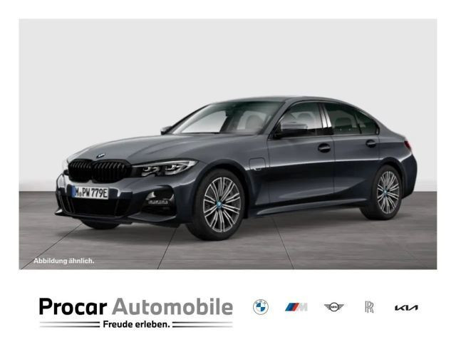 BMW 3 Serie 320 M-Sport Sedan 320e