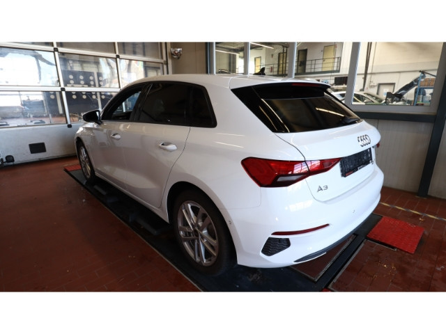 Audi A3 Sportback S-Tronic Hybride 40 TFSI