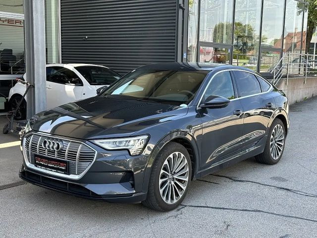 Audi e-tron Quattro 50