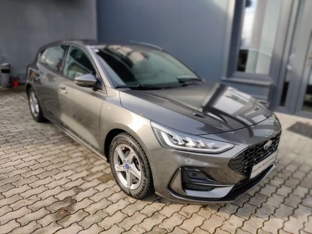 Ford Focus ST Line