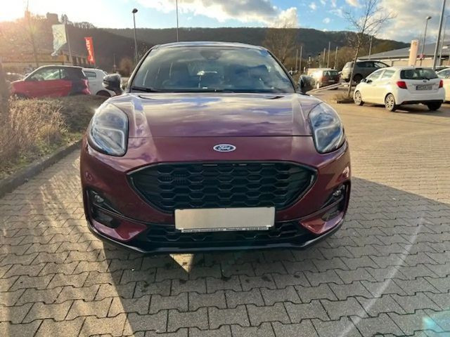 Ford Puma Vivid Ruby Edition