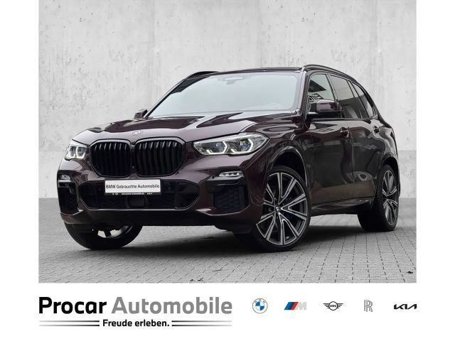 BMW X5 M50i