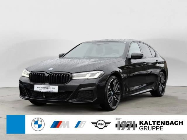 BMW 5 Serie 545 M-Sport xDrive Sedan 545e