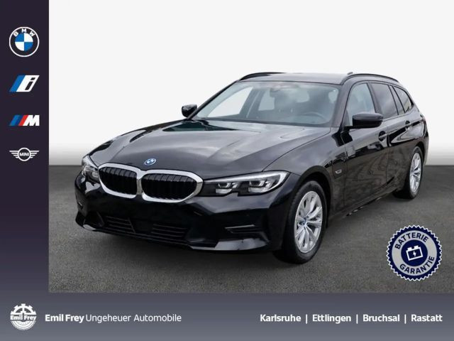 BMW 3 Serie 320 Touring Advantage pakket 320e