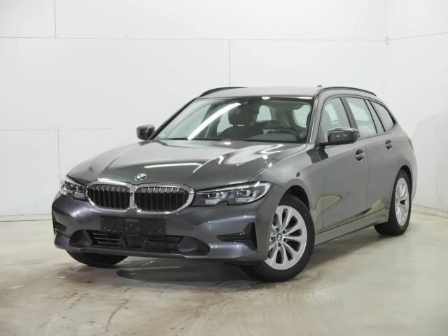 BMW 3 Serie 318 Touring Advantage pakket 318i