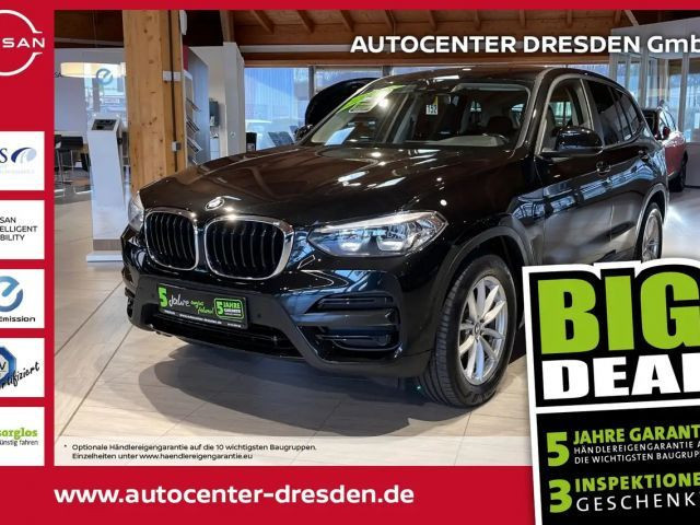 BMW X3 xDrive Advantage pakket