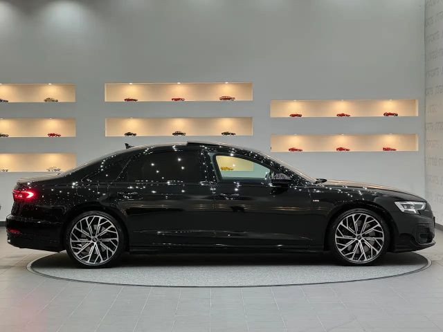 Audi A8 Quattro Lang 60 TFSI