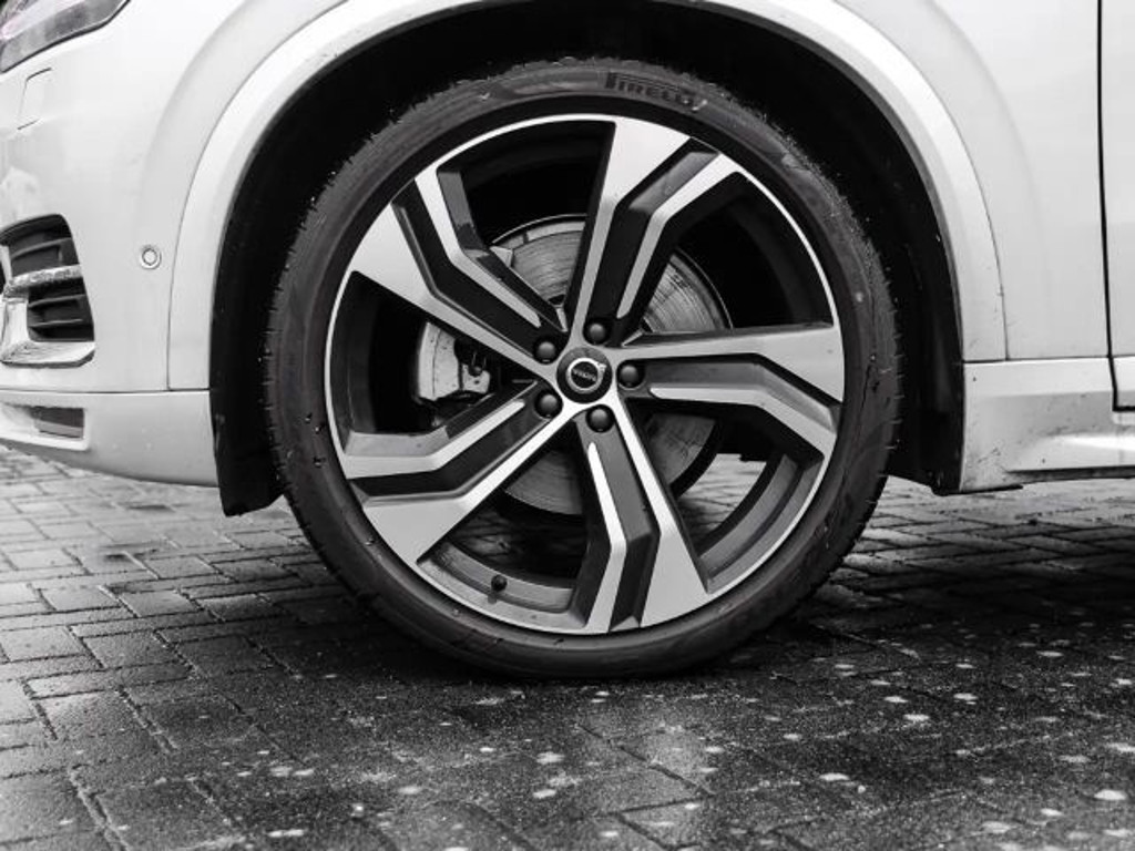 Volvo XC90 AWD Plus Bright