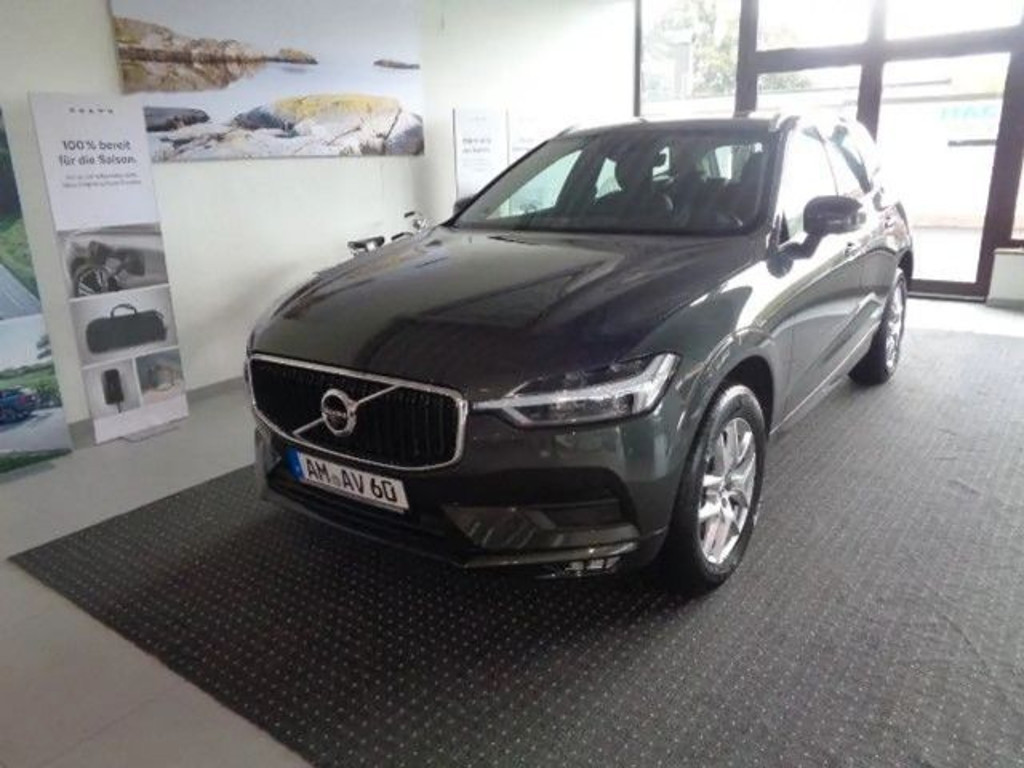 Volvo XC60 AWD Momentum