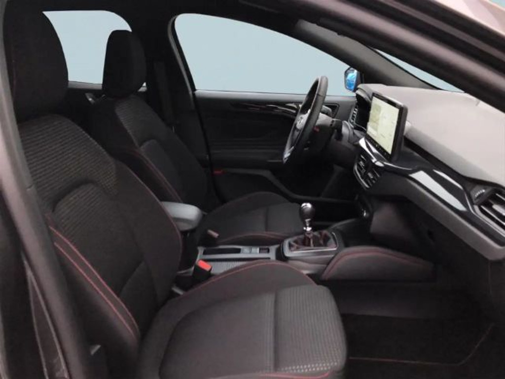 Ford Focus EcoBoost Wagon ST Line