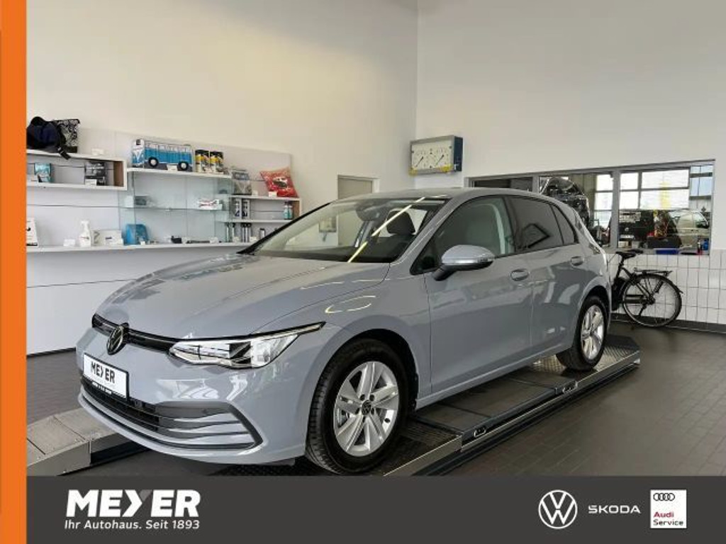 Volkswagen Golf Life 1.0 TSI Golf VIII