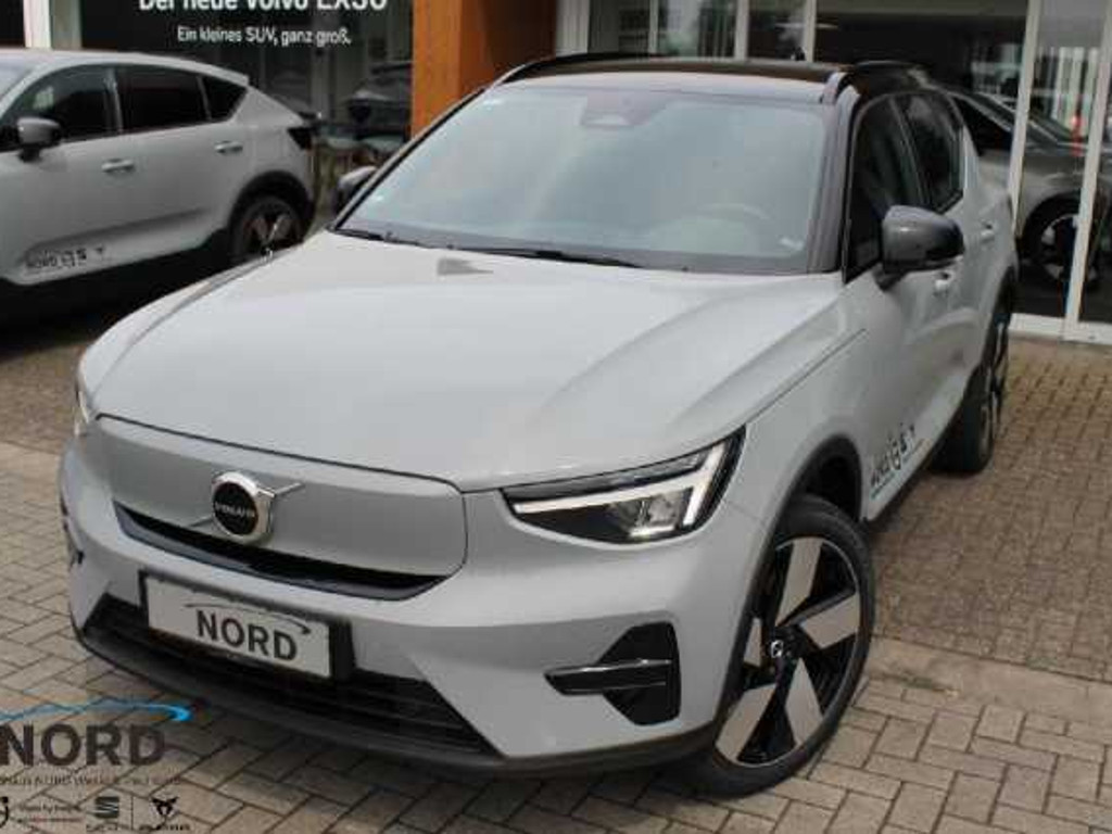 Volvo XC40 Plus
