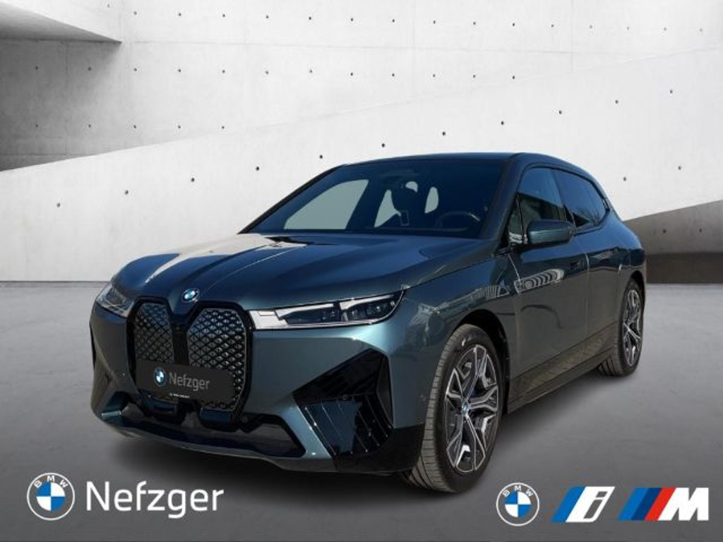 BMW iX xDrive50