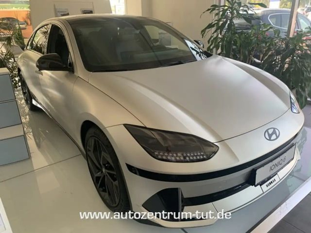 Hyundai IONIQ 6 First edition Vierwielaandrijving 4WD