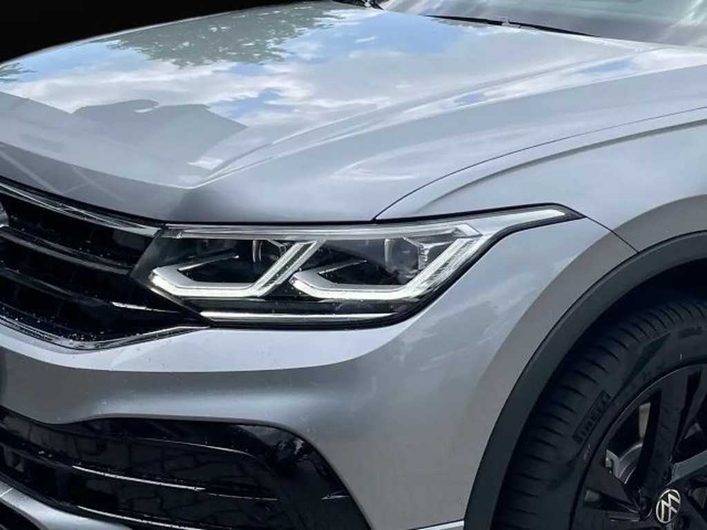 Volkswagen Tiguan DSG Style Allspace R-Line