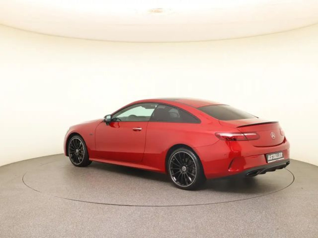 Mercedes-Benz E-Klasse E 400 4MATIC AMG Line Coupé E 400 d