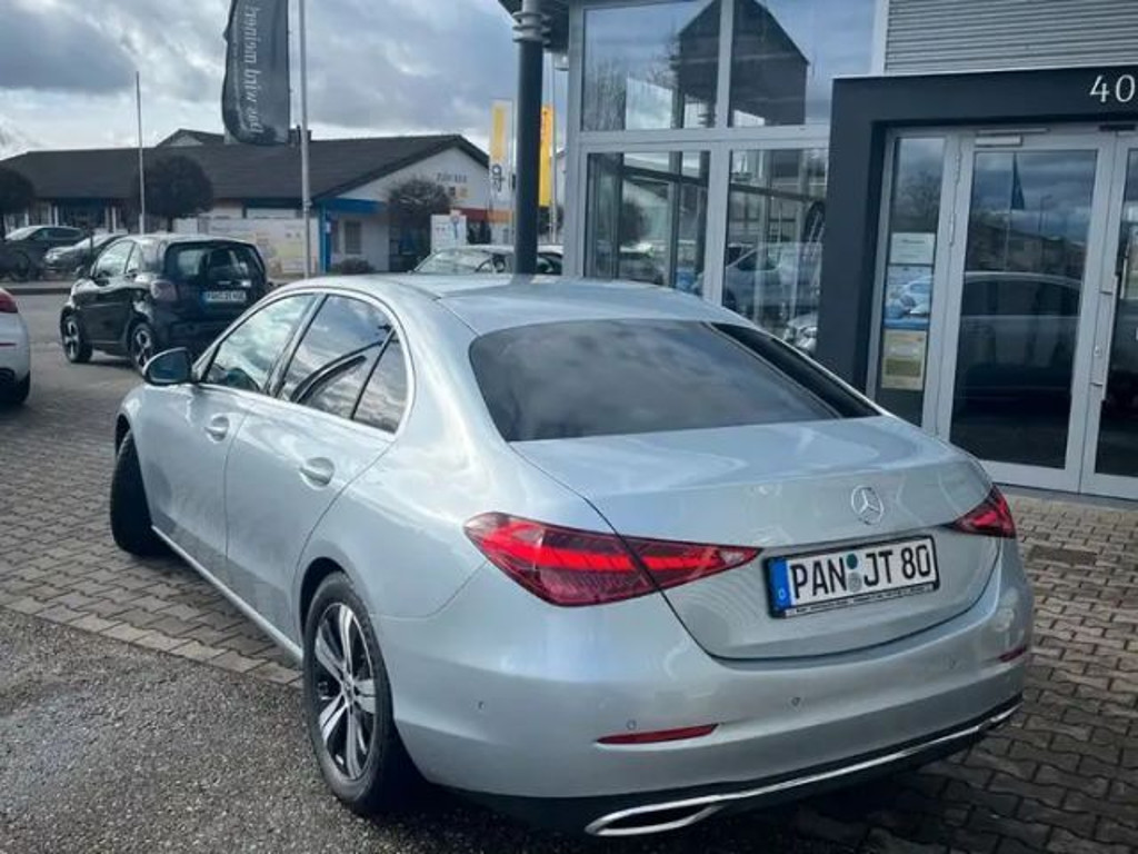 Mercedes-Benz C-Klasse C 180 Sedan