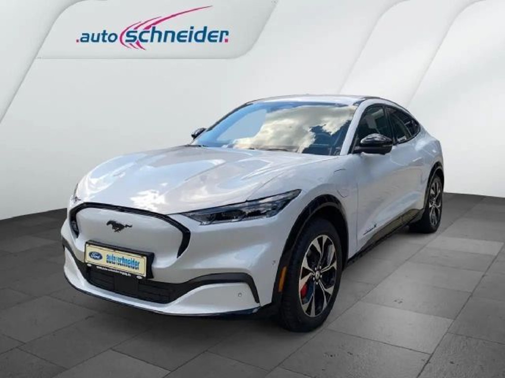 Ford Mustang Mach-E AWD Premium