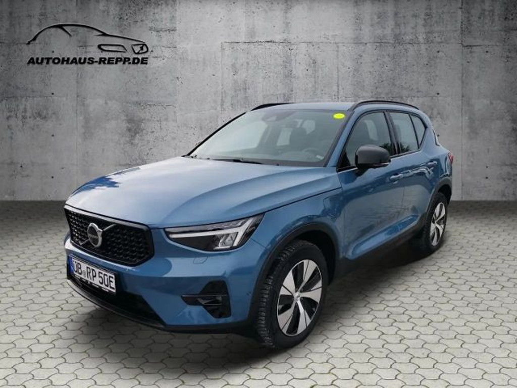 Volvo XC40 T4 Recharge Plus Dark