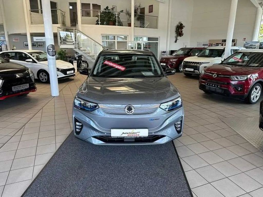 SsangYong Korando e motion Titanium