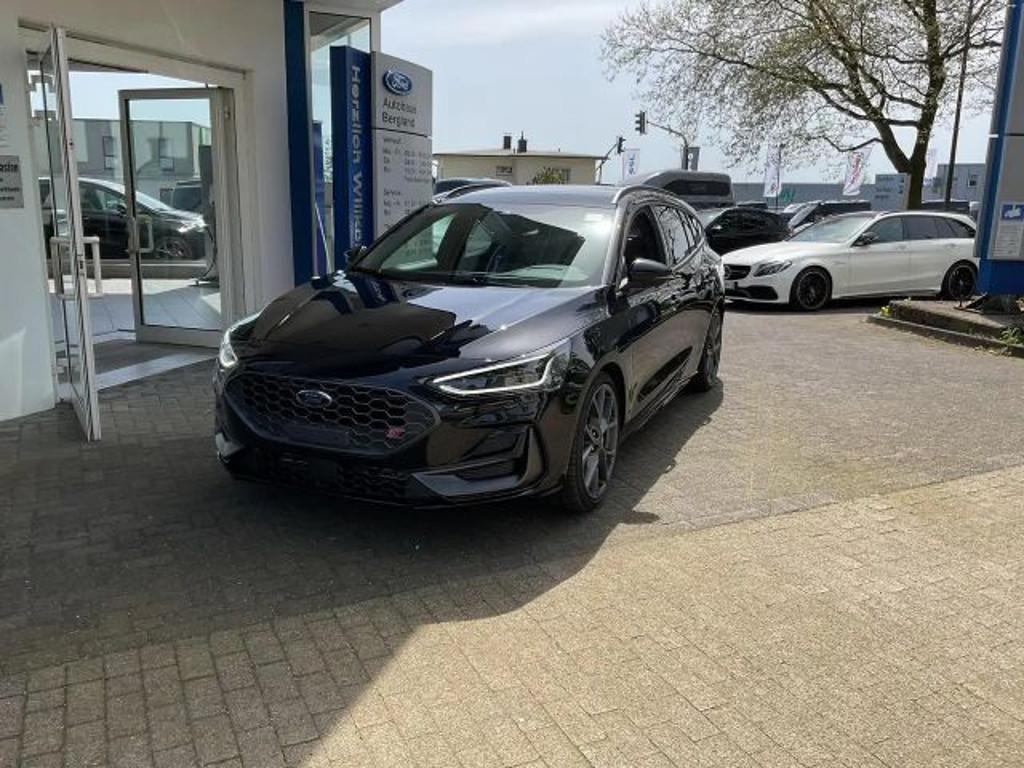 Ford Focus Wagon ST Line
