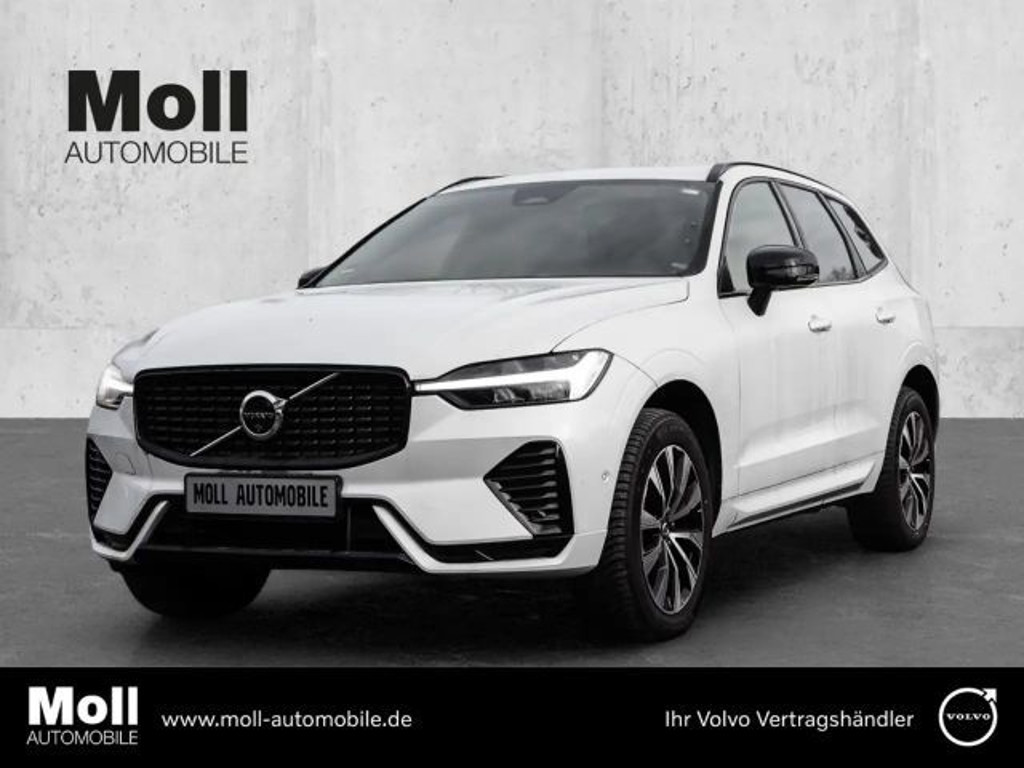 Volvo XC60 AWD Plus Dark