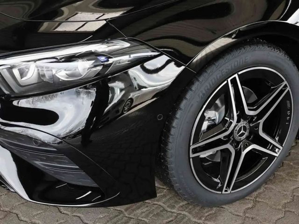 Mercedes-Benz A-Klasse A 200 AMG Line