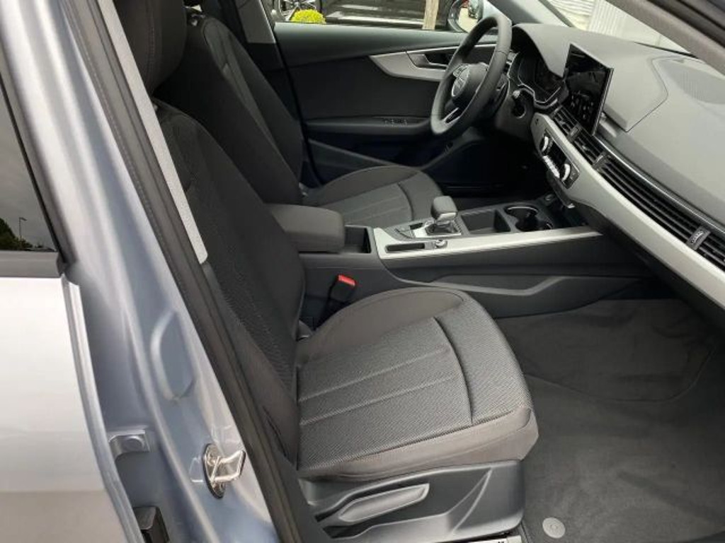 Audi A4 Avant S-Tronic 35 TFSI