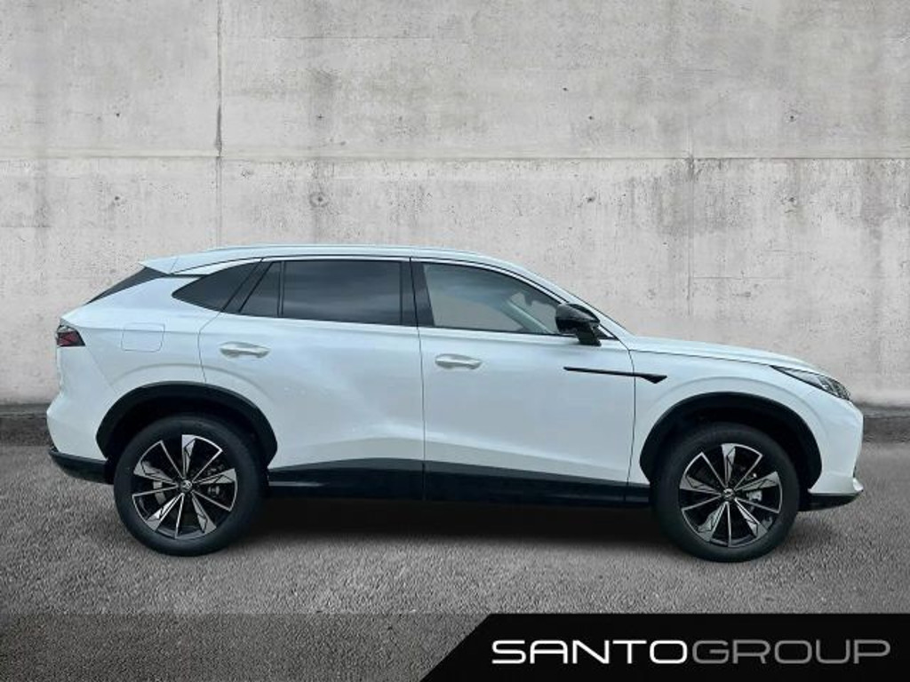 MG HS AT. COM. MY24 NAVI | KAMERA | ACC | LED