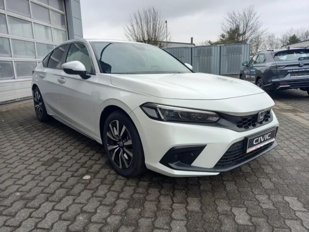 Honda Civic Elegance e:HEV