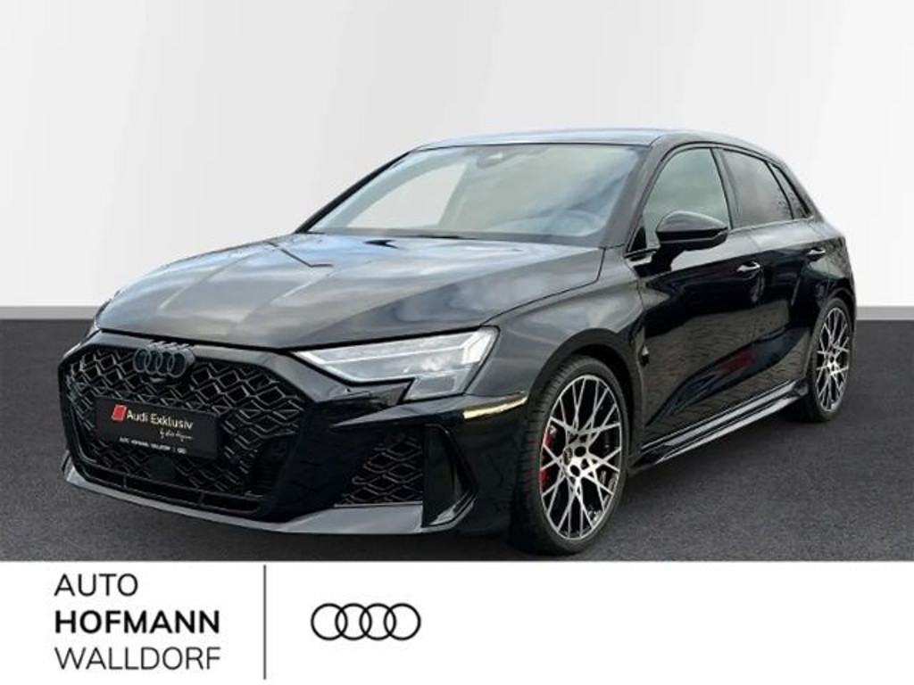 Audi RS3 Sportback Sedan Quattro S-Tronic