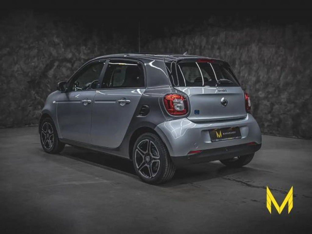 Smart EQ forfour