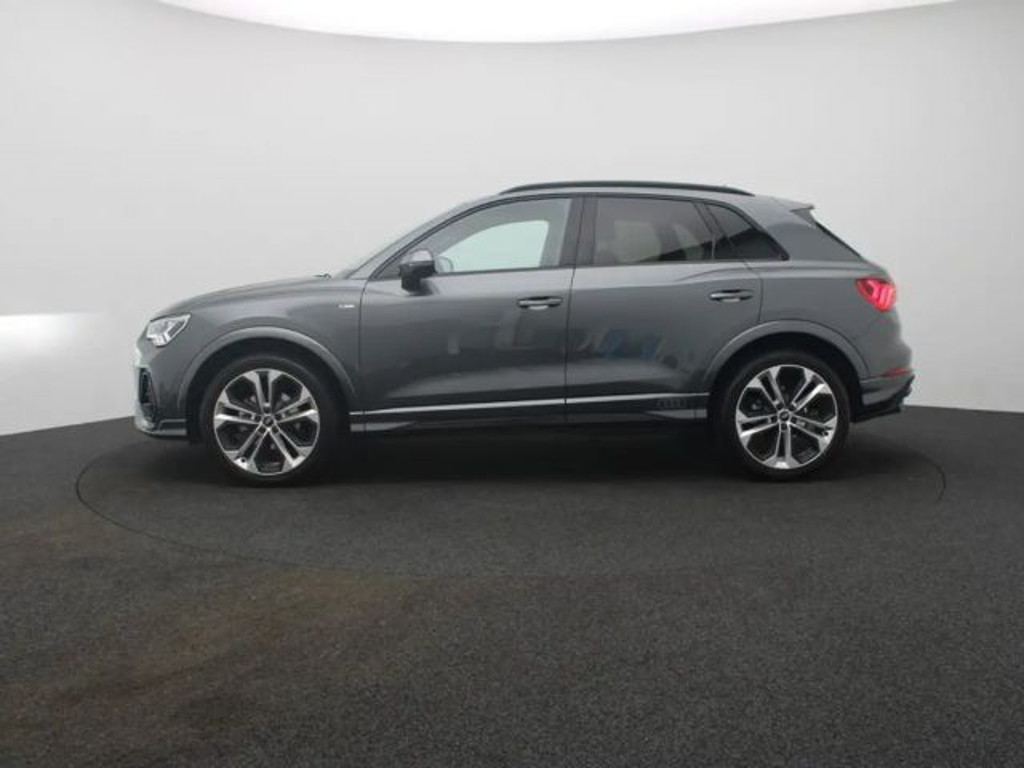 Audi Q3 S-Line 35 TFSI
