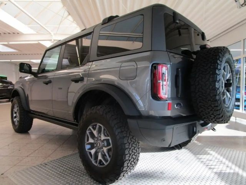 Ford Bronco