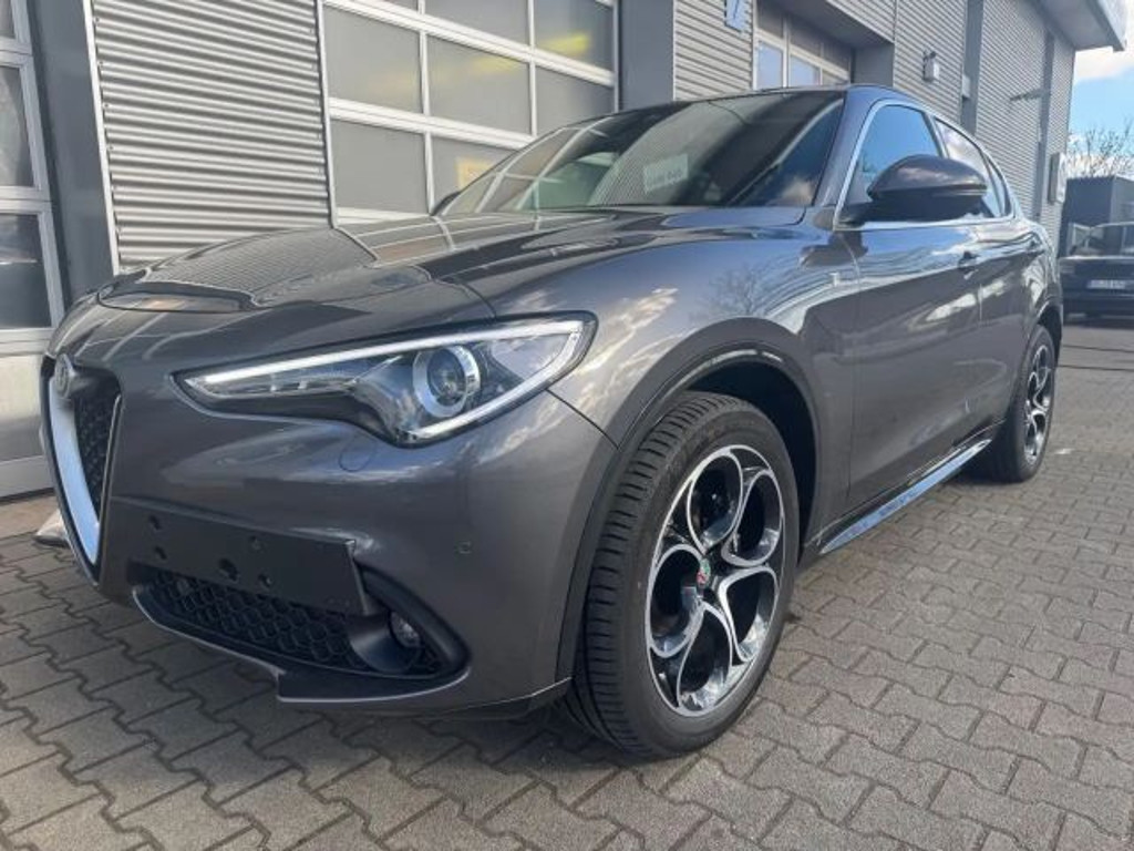 Alfa Romeo Stelvio Lusso TI Q4