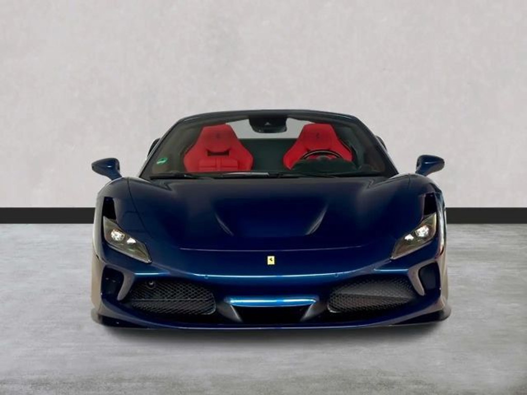 Ferrari F8