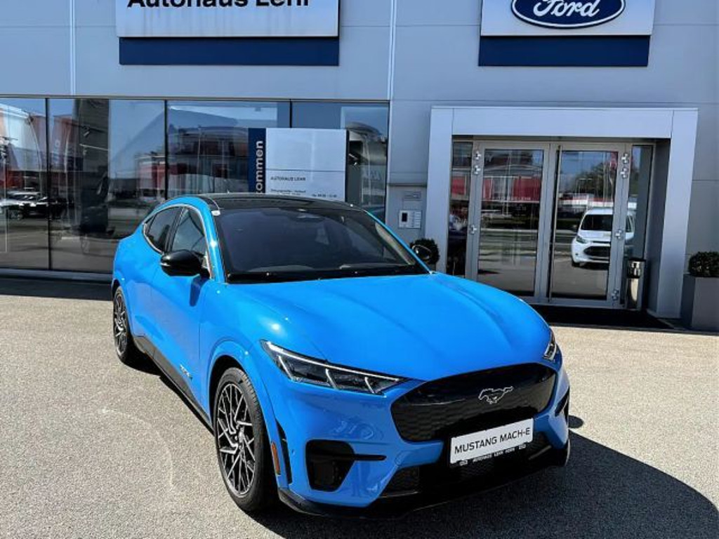 Ford Mustang Mach-E AWD Extended range GT