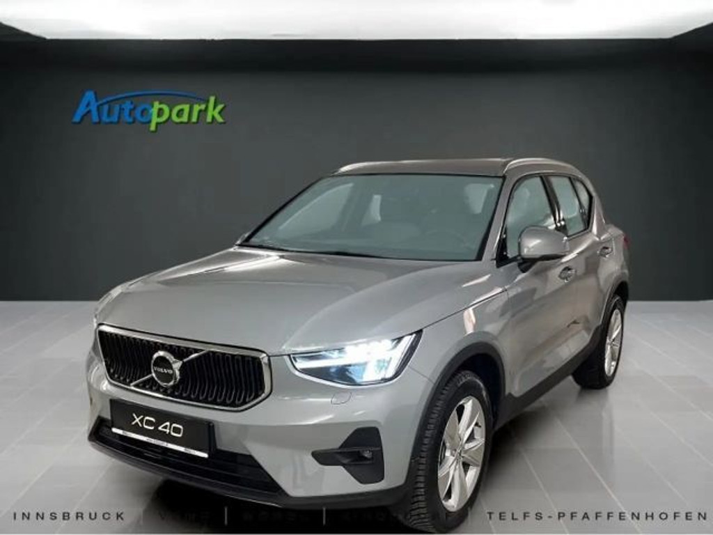 Volvo XC40 T2 Automatikgetriebe Essential