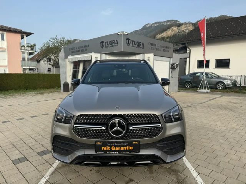 Mercedes-Benz GLE-Klasse GLE 300 4MATIC AMG Line GLE 300 d