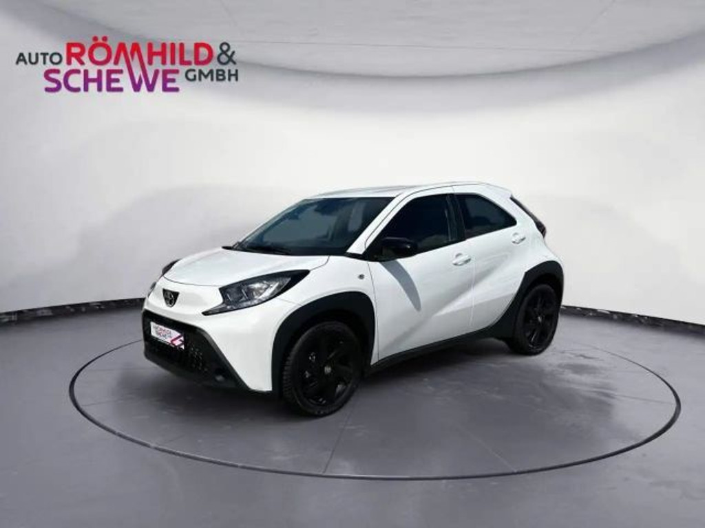 Toyota Aygo X Hatchback X-play Play