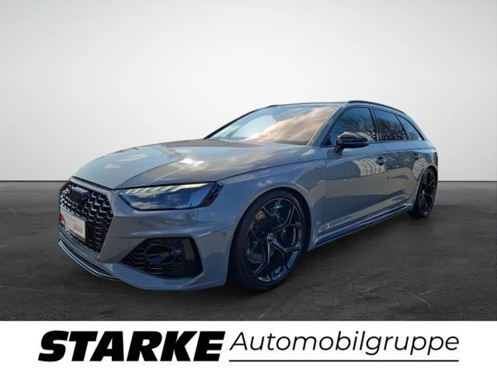 Audi RS4 Avant Quattro Competition