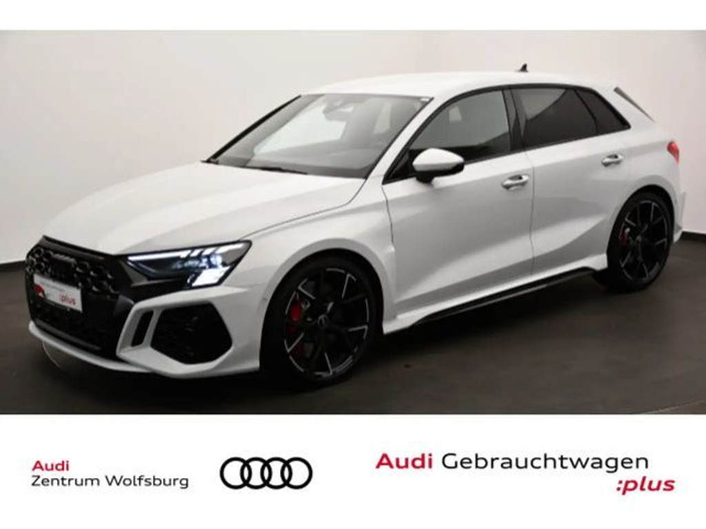 Audi RS3 Sedan Quattro S-Tronic