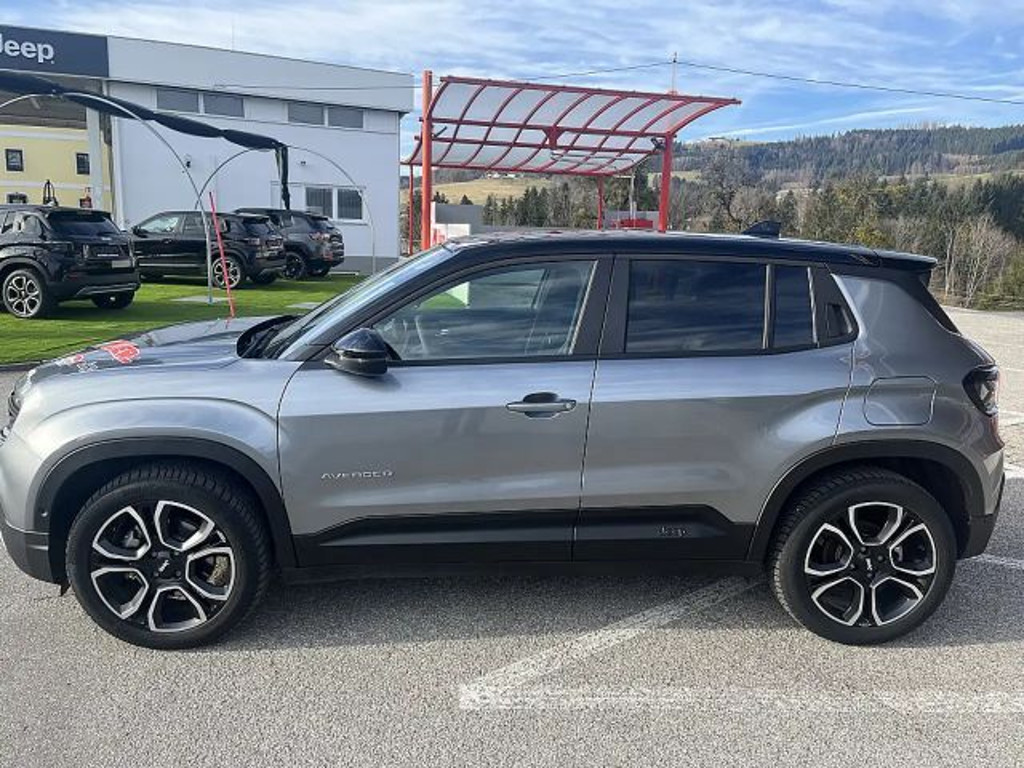 Jeep Avenger Summit Full-Electric