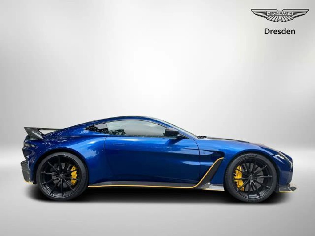 Aston Martin Vantage