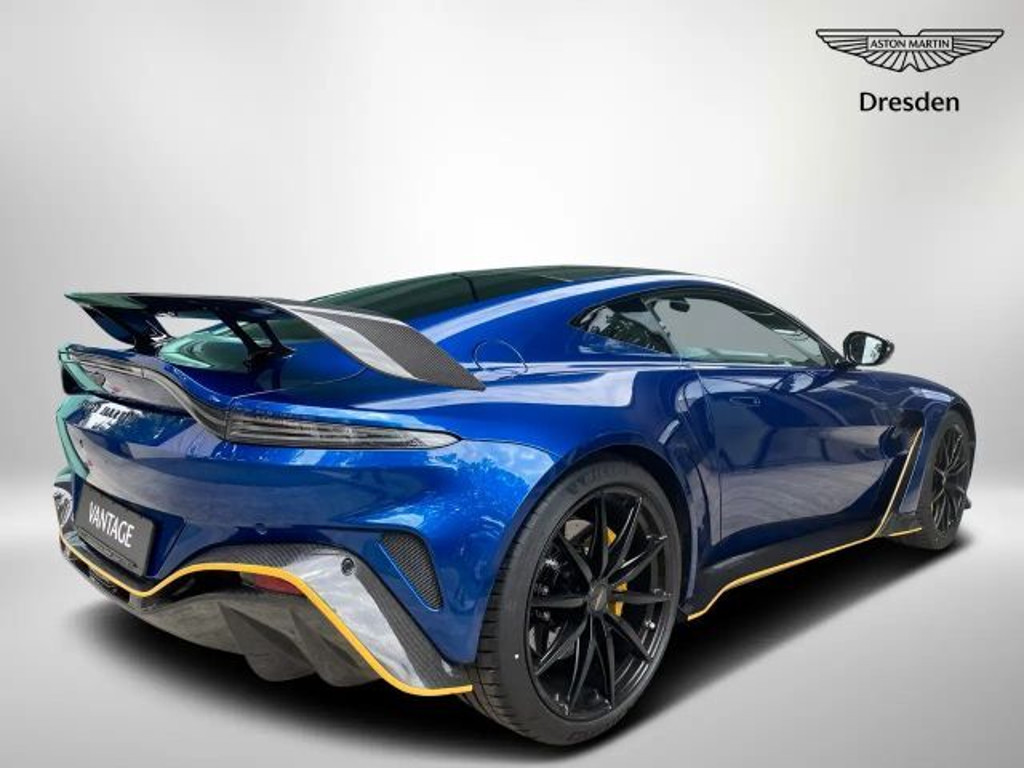 Aston Martin Vantage