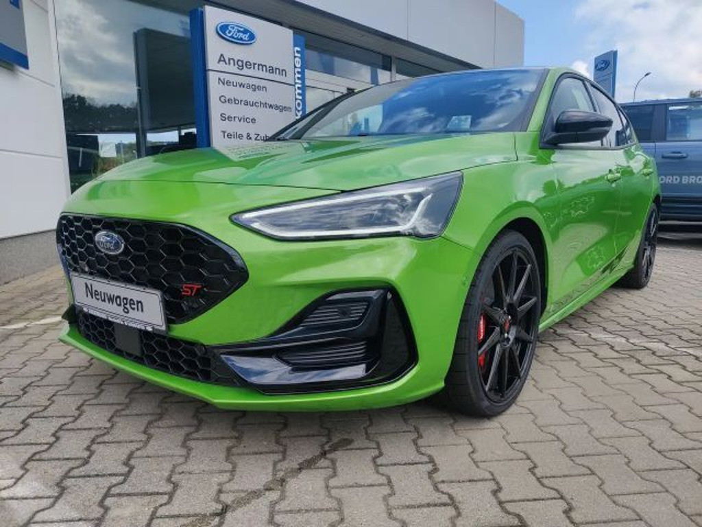 Ford Focus EcoBoost ST Line